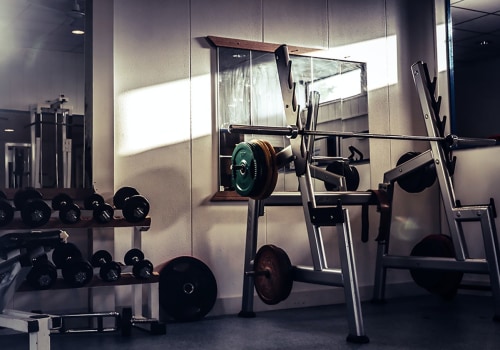 Everything You Need to Know About Barbells and Weight Plates